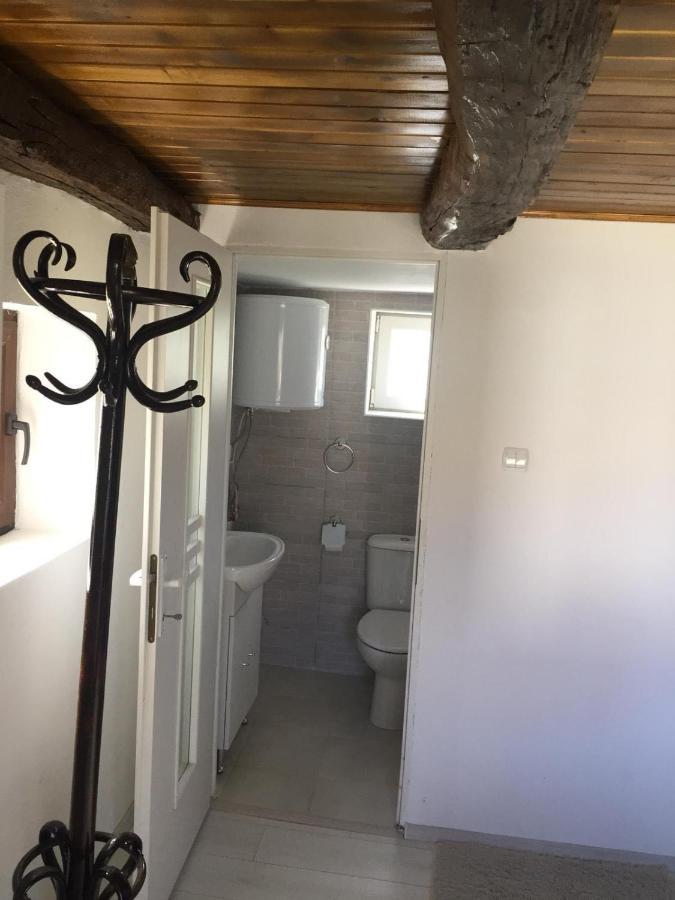 Casa De Sub Deal Densus Екстериор снимка