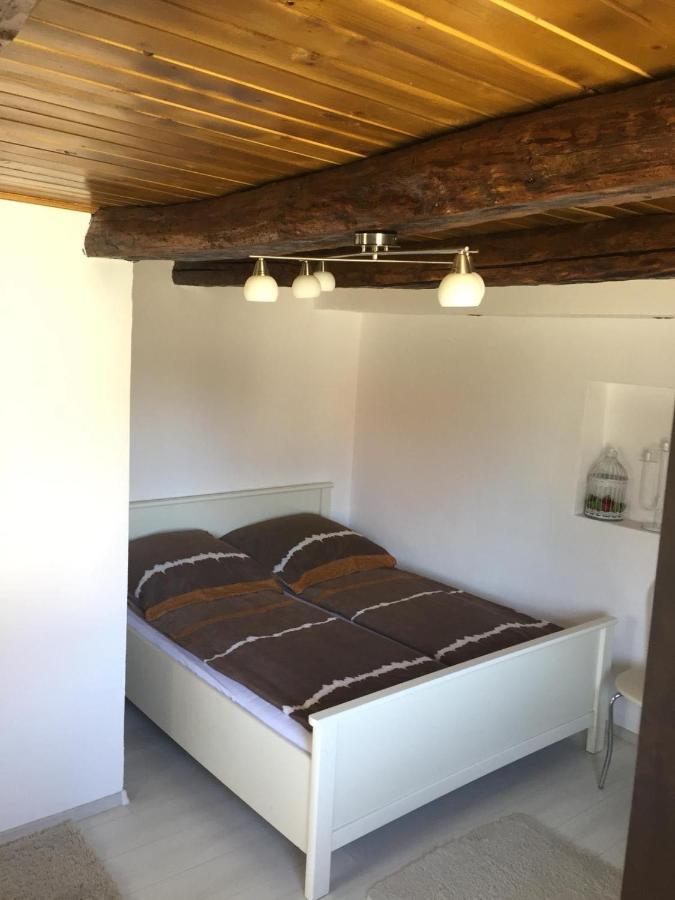 Casa De Sub Deal Densus Екстериор снимка